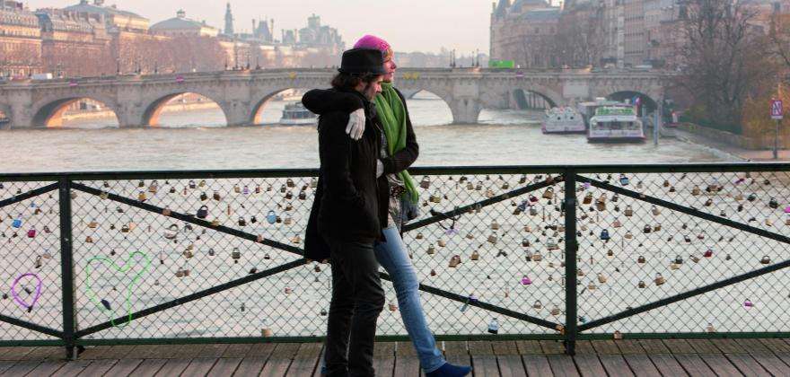 The timeless intimacy of Valentine's Day in Paris