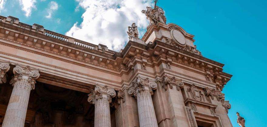Beautiful exhibitions dedicated to art