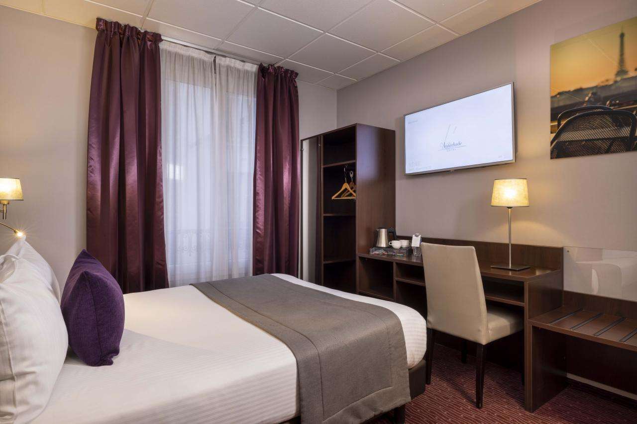 Hôtel interlude chambre