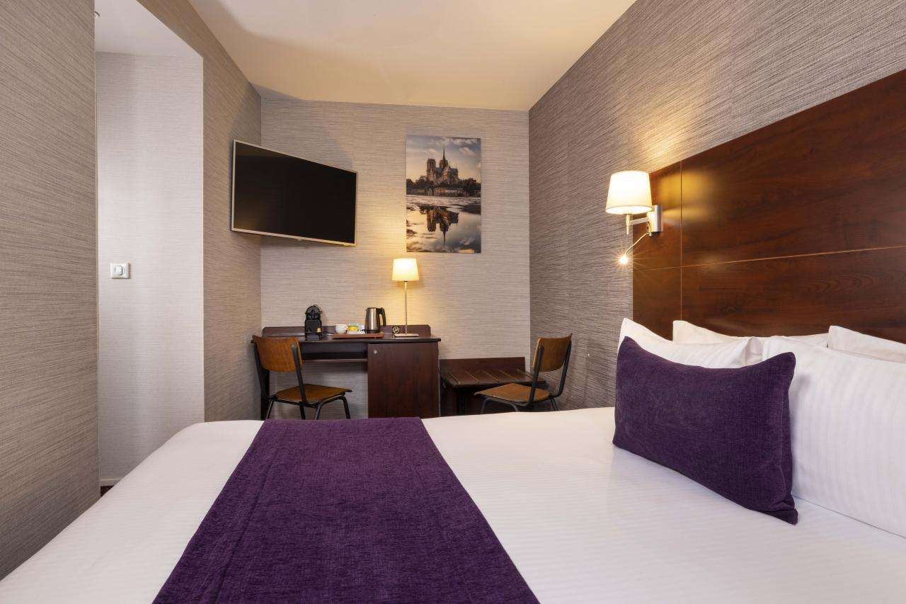 Hôtel interlude chambre