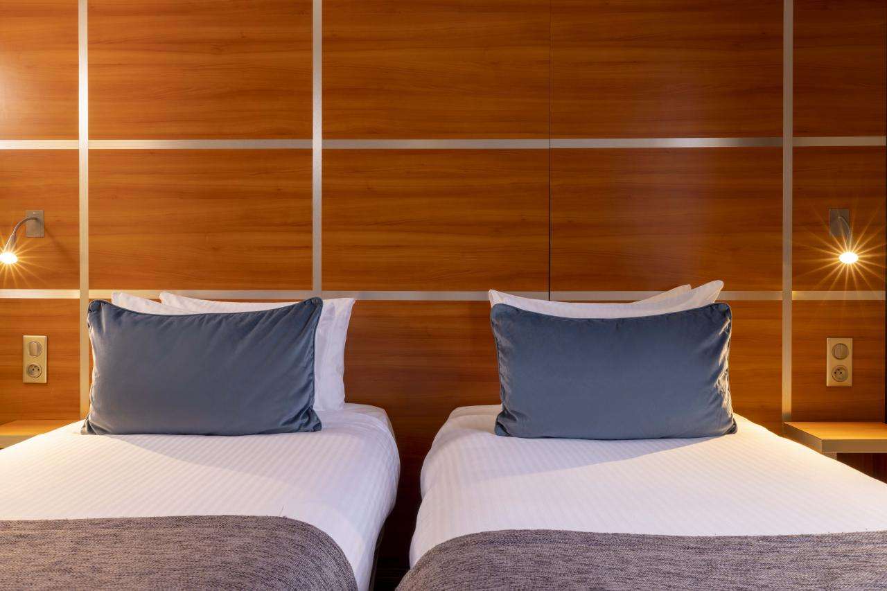 Hôtel interlude chambre